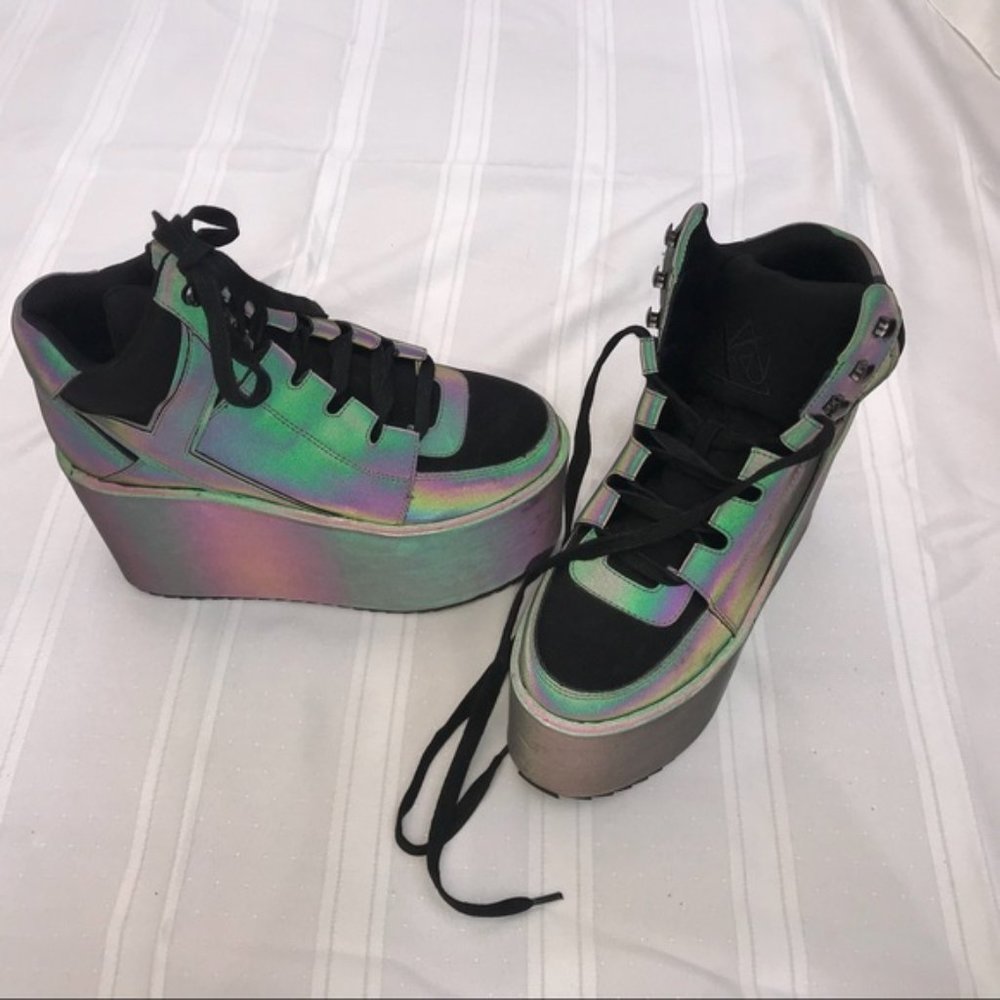 Y.R.U. Qozmo Hi Reflective Platform Sneakers